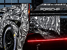 В Сети появились первые фотографии гибридного прототипа Porsche 2023 LMDh для Ле-Мана