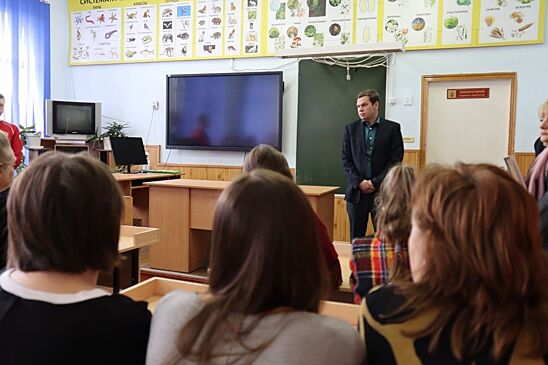 В силу вступил закон, ужесточающий административное наказание за приобщение несовершеннолетних к курению никотинсодержащей продукции