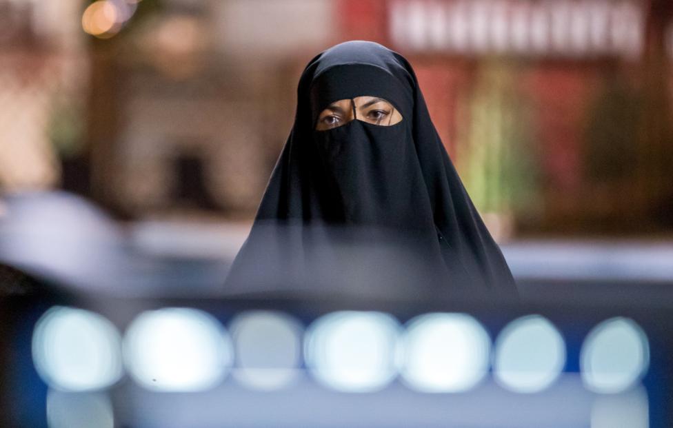 Песков: интересы безопасности важнее ношения никабов