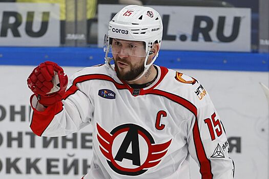 Нападающий «Автомобилиста» Анатолий Голышев посетил выездной матч с «Сочи»