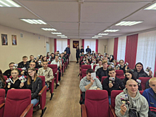 Сотрудники Управления Госавтоинспекции Тульской области провели урок безопасности для студентов Юридического полицейского колледжа