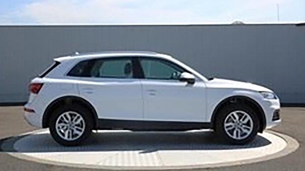 В сети рассекретили «растянутый» кроссовер Audi Q5 L