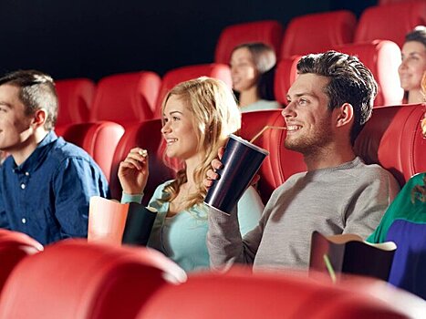 Адвокат Захидов: в кино можно прийти со своей едой, если она не будет мешать другим