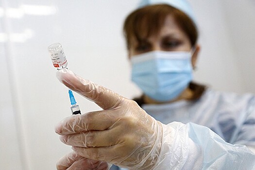 Исследование: европейцы стали меньше доверять вакцине AstraZeneca