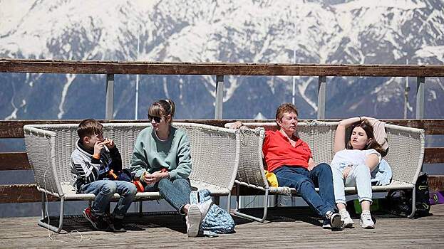 К Новому году отдых в селе Красная поляна станет еще дороже