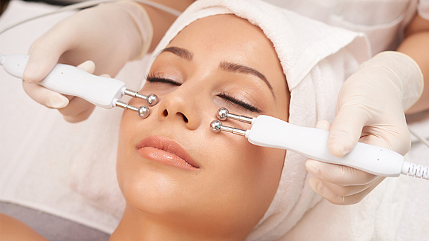 Как грамотно сочетать домашний уход и косметологию