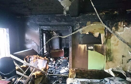 В Свердловской области при пожаре в частном доме пострадал пенсионер