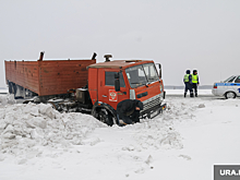 На ЕКАД произошло лобовое столкновение грузовика и автобуса с пассажирами
