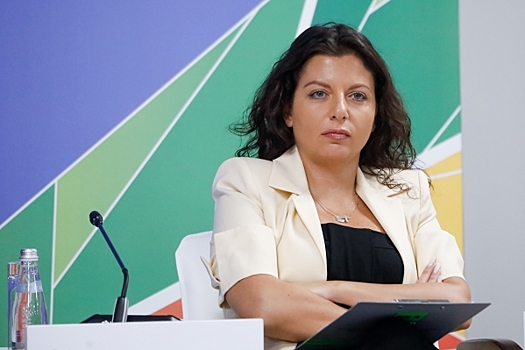 «Будем биться и умрем»: Симоньян удивили слова гимна Украины