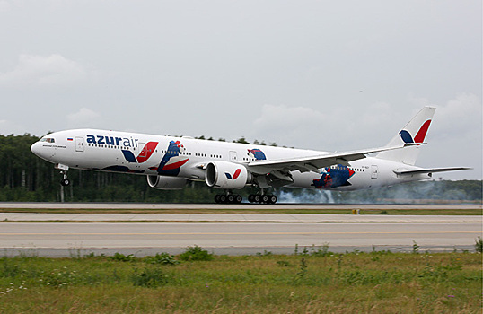 Azur Air отказалась регистрировать самолеты в России, несмотря на обещание