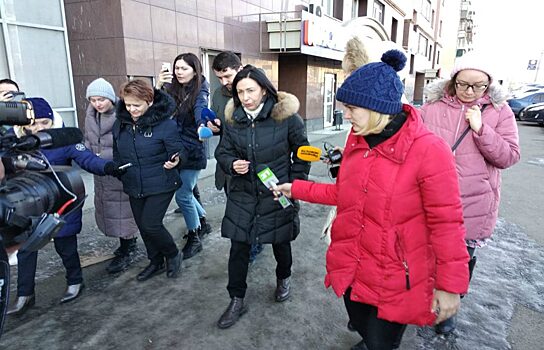 Наталья Котова прошлась по ледяным плитам Челябинска