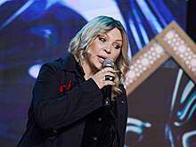 «Не спала всю ночь»: Ая из «Города-312» впервые вышла на сцену после инсульта