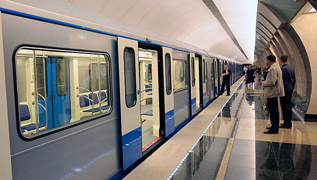 Поезд к 870-летию Москвы появился в метро