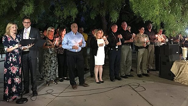 В Лас-Вегасе почтили память погибших при стрельбе