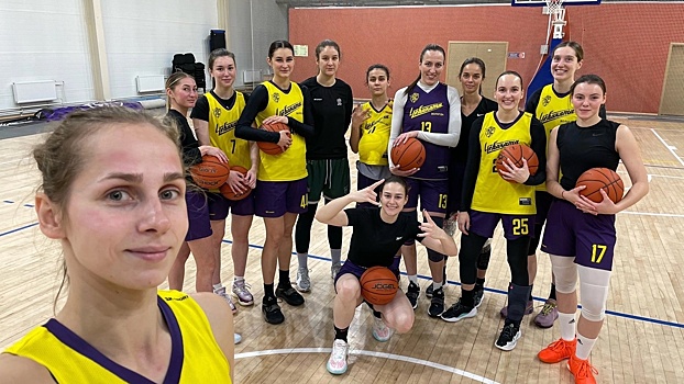 «Чеваката» проводит выездные матчи в Самаре