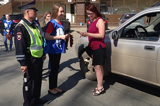 Самарским водителям рассказали, как правильно крепить георгиевские ленты