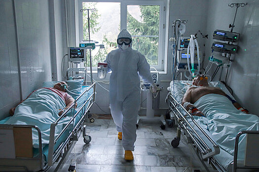 Спрогнозирована дата пика четвертой волны коронавируса в России
