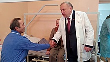 Герой России Шаманов посетил раненых участников спецоперации в Екатеринбурге