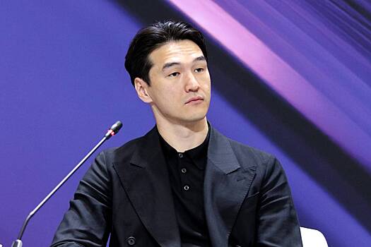 Комику Нурлану Сабурову запретили въезд в Россию на 50 лет. В стране у него осталось имущество на 160 миллионов рублей