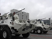 Впервые техника в арктической расцветке: в Хабаровске прошла репетиция Парада Победы
