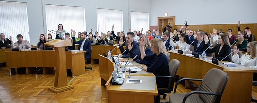 Андрей Луценко: Уверен, при новом руководстве Молодежный парламент останется таким же эффективным
