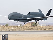 Разведывательный дрон США RQ-4B Global Hawk был замечен над Черным морем