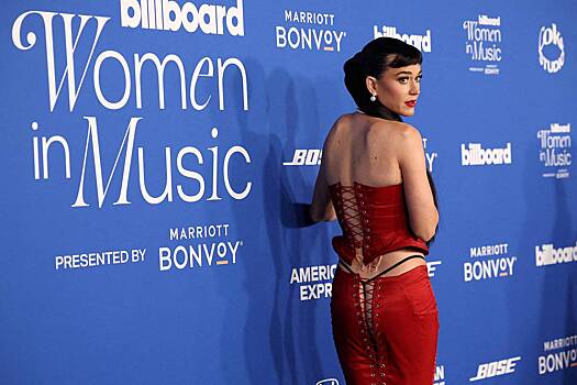 Выставлять обнаженные ягодицы напоказ стало трендом