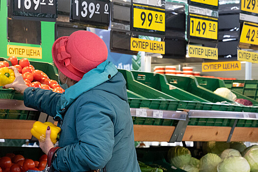 Для российских магазинов введут автоматическое наказание за просрочку