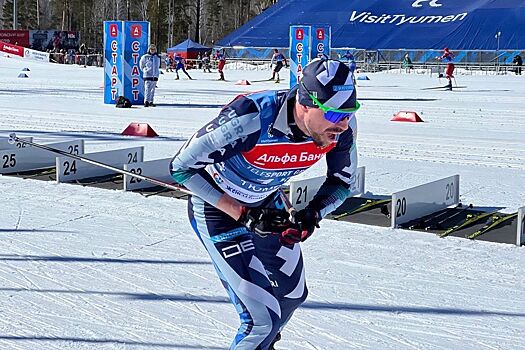Сергей Устюгов победил в спринте на чемпионате УФО