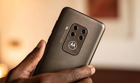 Motorola выпустит флагманский смартфон с 5G