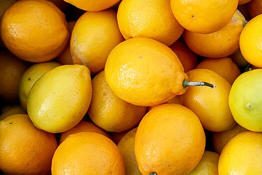 Названа причина резкого подорожания лимонов в России