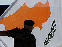 Кипр хочет лишить "золотых паспортов"  еще четырех предпринимателейиз РФ