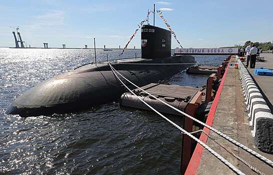 Подводная лодка "Старый Оскол" вышла в Черное море