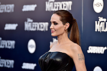 Эволюция Анджелины Джоли: 10 лучших образов за 30 лет