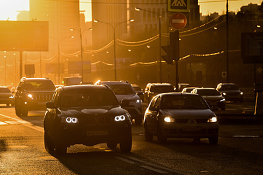 Пробки на дорогах Москвы могут достигнуть 8 баллов вечером в среду