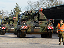 Германия отправит гаубицы PzH 2000 в Литву