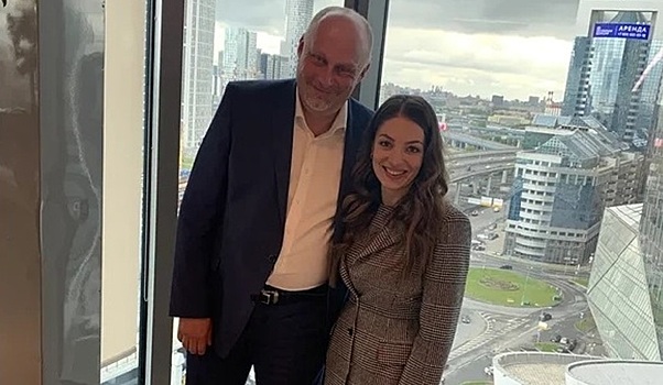 В Ростуризме проводили еще одного зама