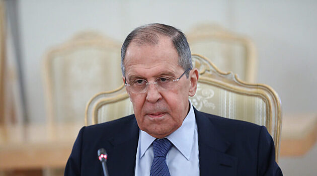 Обильные комплименты не помогли: поездка Сергея Лаврова в Китай закончилась безрезультатно