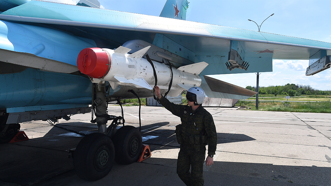 Ракета Су-34 уничтожила переправу через Оскол