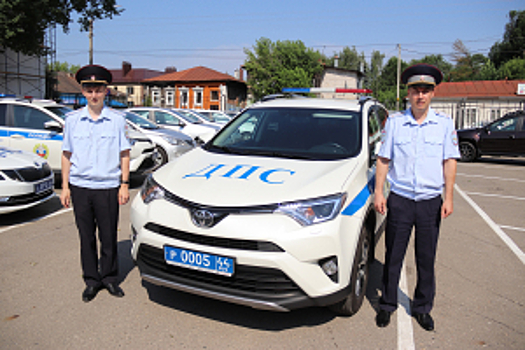 В Омской области автоинспекторы помогли оперативно доставить двухлетнего ребенка в больницу