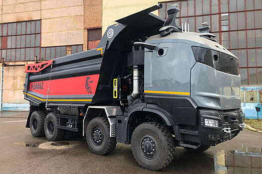 В Татарстане испытывают беспилотный грузовик "КамАЗ Робокоп"