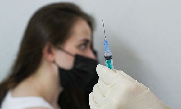Россиян предупредили о наказании за фейки о вакцинации