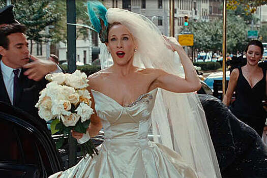 Сара Джессика Паркер снялась в культовом свадебном платье в новом эпизоде "И просто так"