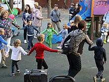 На Супруна, 4 провели праздник двора