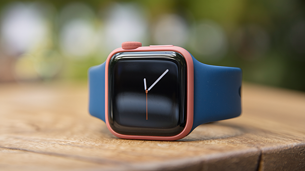Пластиковые Apple Watch могут не попасть в продажу
