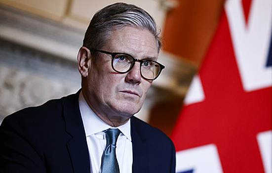 Стармер назвал пустой тратой времени разговоры о его скорой отставке