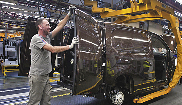 Обновлённые автомобили LCV от Группы PSA