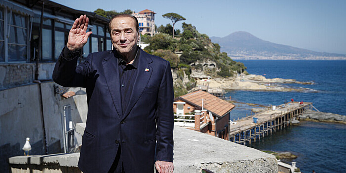 Первая улица в честь Сильвио Берлускони появится в Италии