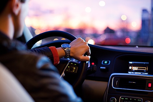 В Омске представительские авто подорожали на 72 %
