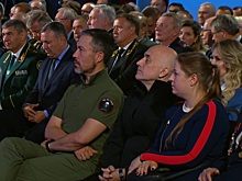 Захар Прилепин впервые появился на публике после покушения на него в мае 2023 года